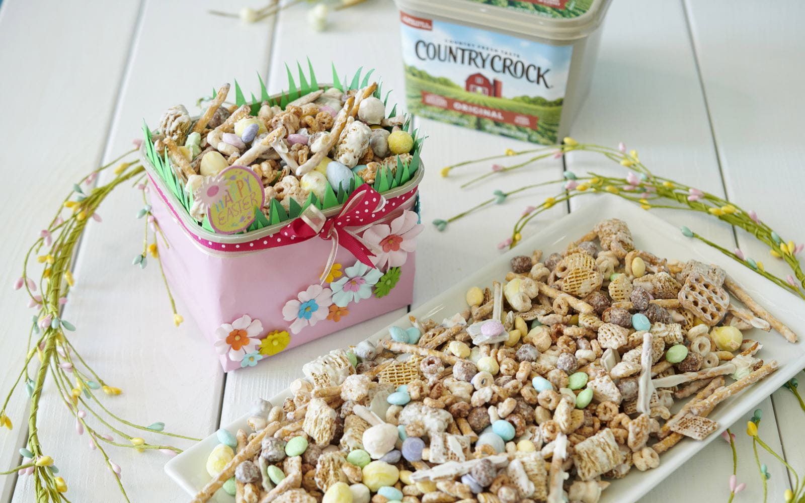 recipe image No Bake Easter Bites