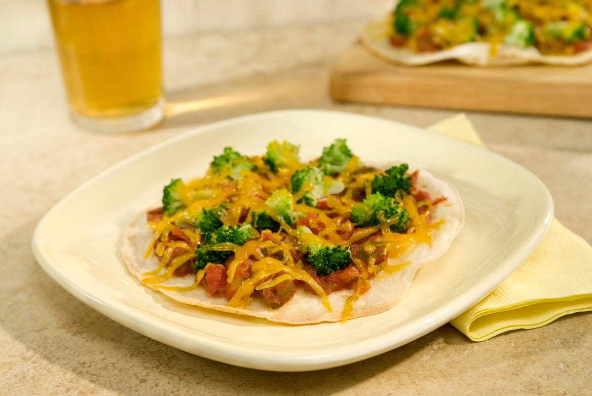recipe image Mexican Snack Pizzas