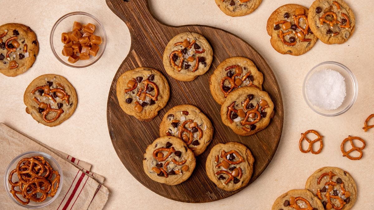 Copycat Kitchen Sink Cookie