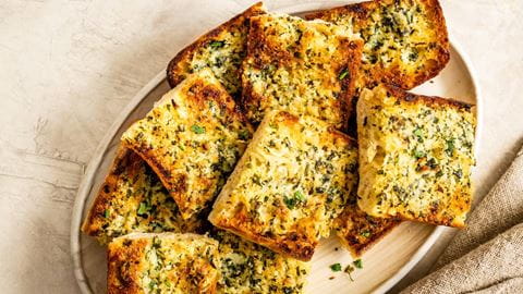 recipe image The Ultimate Garlic Bread