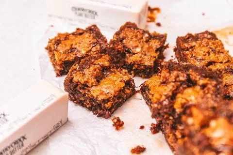 recipe image Gooey Caramel Chocolate Oat Squares