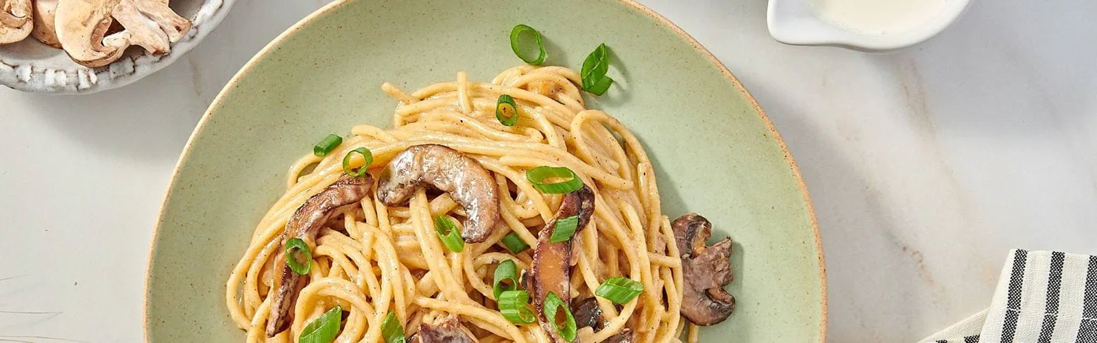 recipe image Creamy Miso Mushroom Pasta