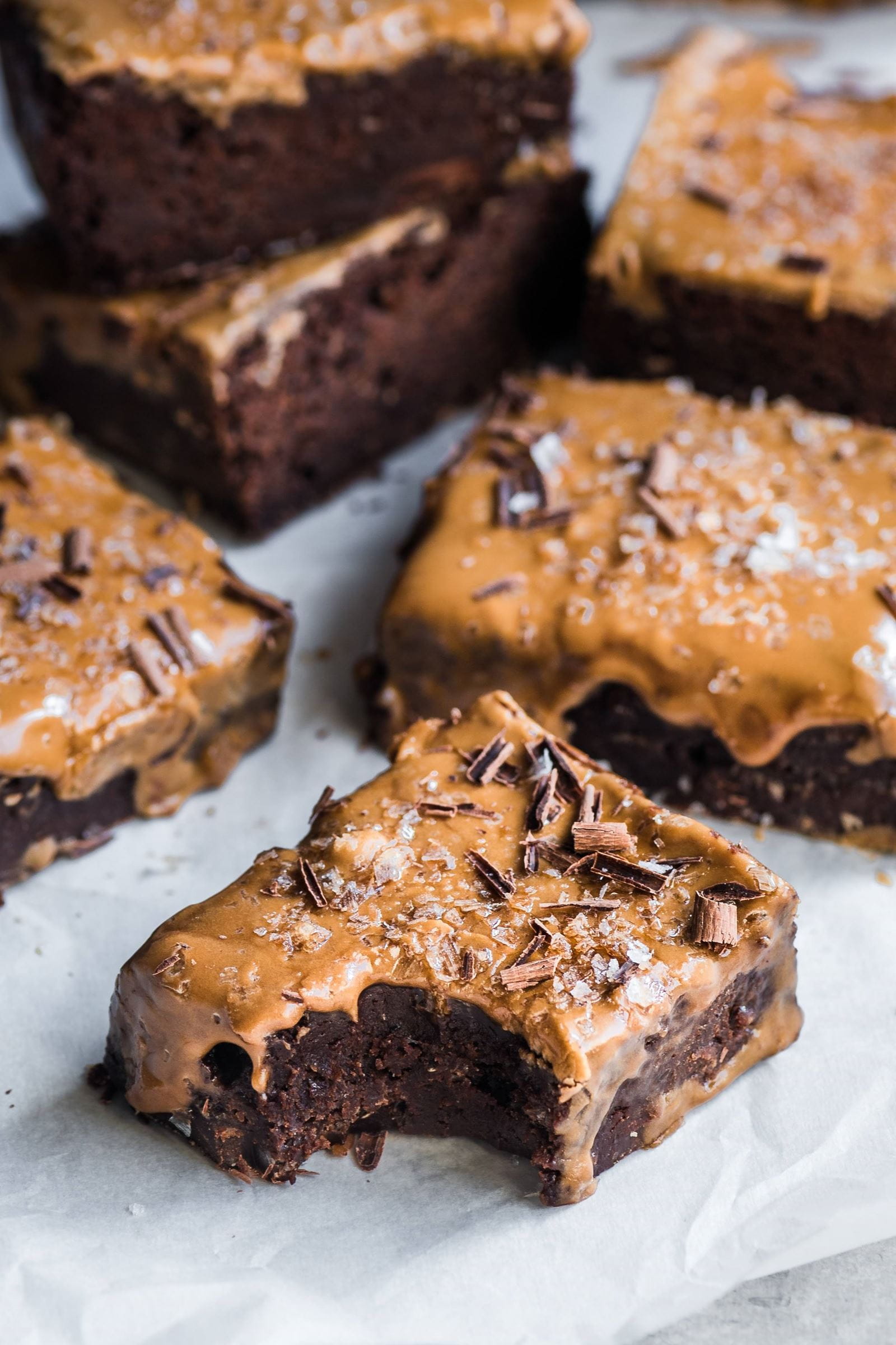 recipe image Vegan Gingerbread Brownies with Espresso Glaze