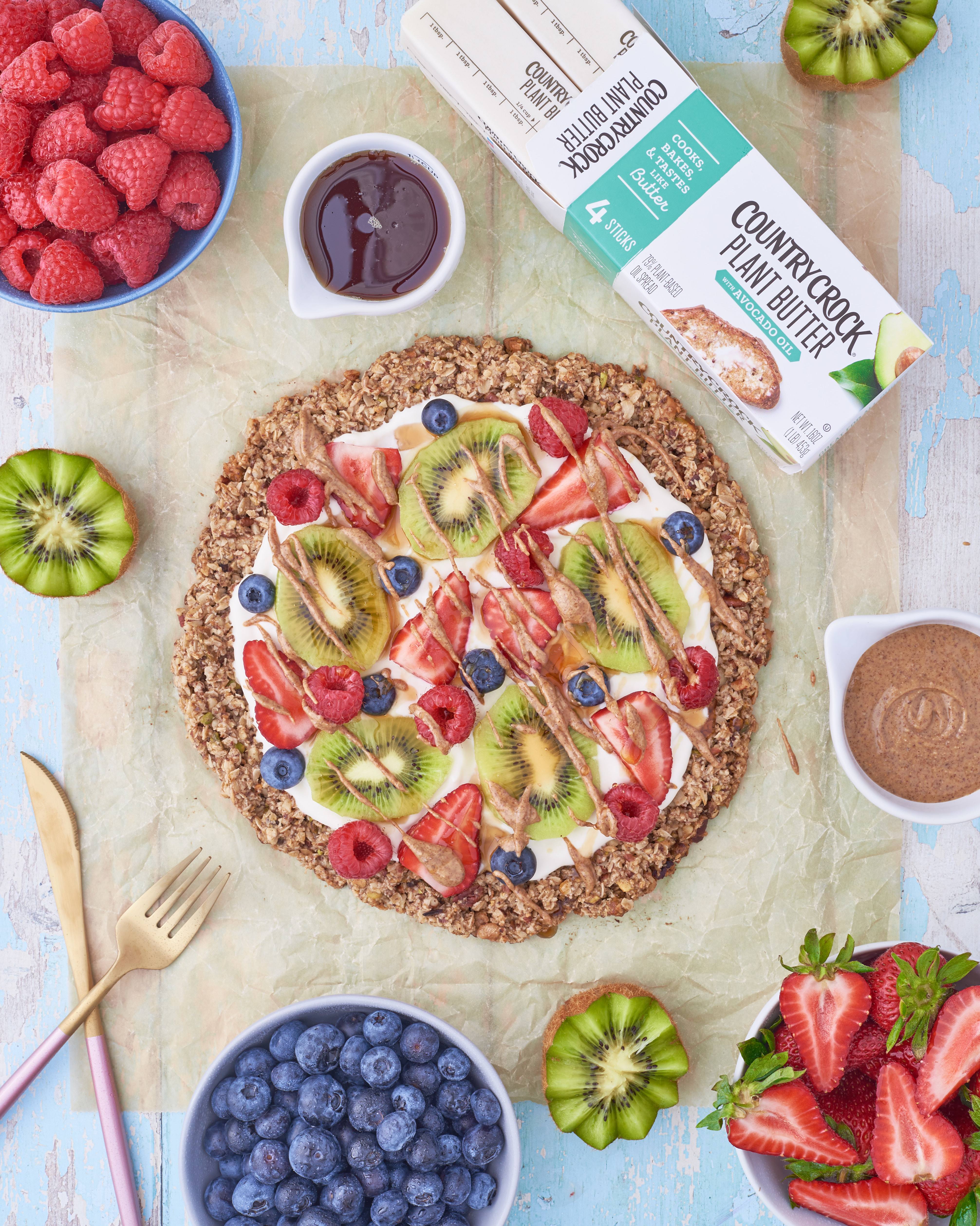 Vegan Fruit & Oat Breakfast Pizza