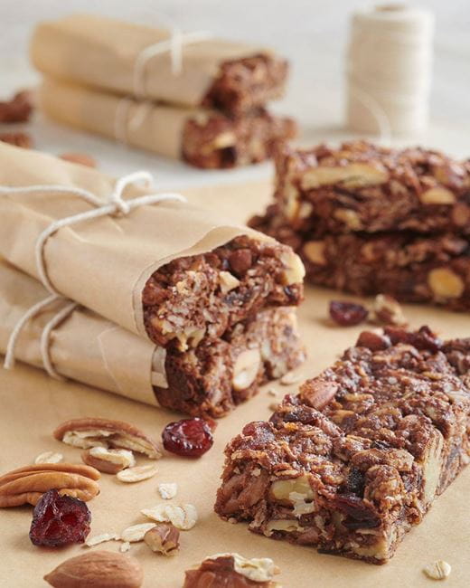 recipe image Oat & Almond Granola Bars