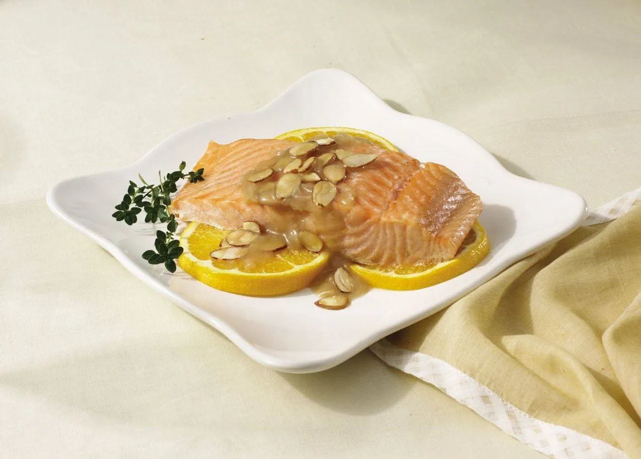 recipe image Salmon with Citrus Sauce